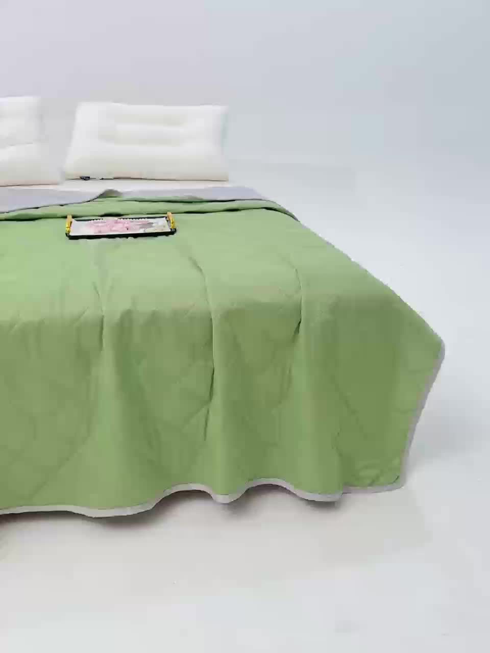 Reversible Summer Comforter – Lightweight Quilted Bedspread for Year-Round Cooling Comfort in Twin Queen King Sizes