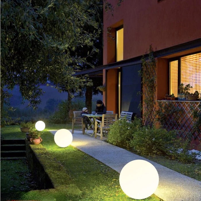 Rechargeable LED Globe Light with Remote - 16 Colors Weather-Resistant Sphere for Patio, Garden, Party & Indoor Decor - Cordless Orb Lamp