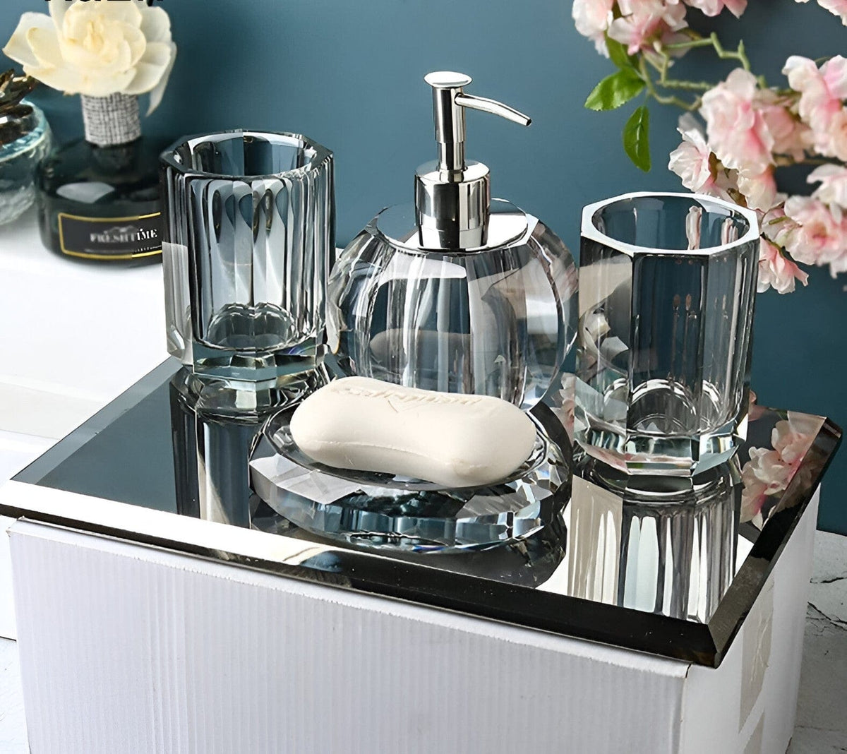 Ensemble d'accessoires de salle de bain en verre cristal, distributeur de savon en verre avec porte-brosse à dents, plateau de courtoisie pour comptoir de salle de bain