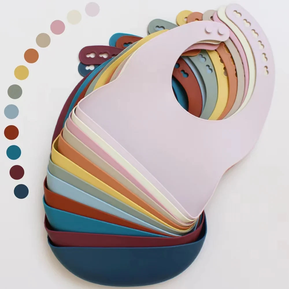 SILIBIB – Soft silicone baby bib with adjustable fit for mess-free feeding comfort