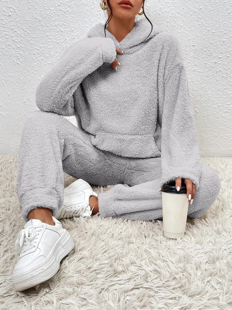 Hooded Teddy Fleece Loungewear Set for Women – Two-Piece Oversized Sweatsuit with Pocket – Cozy Winter Homewear Outfit