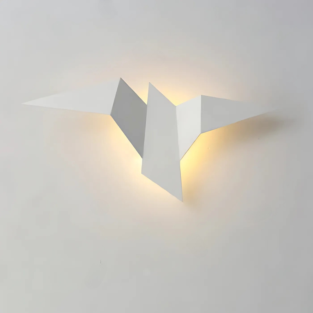 Sculptural LED Wall Lamp Inspired by Japanese Origami Design – Elegant Home Lighting