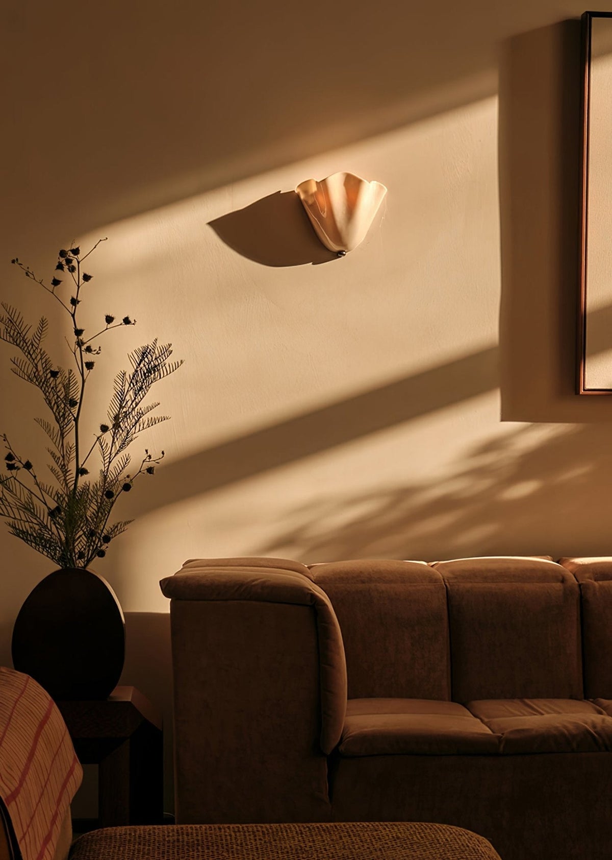Curved Petal Glass Wall Sconce with Metal Accent for Bedroom, Hallway & Living Room – G9 LED Hardwired Modern Ambient Light Fixture