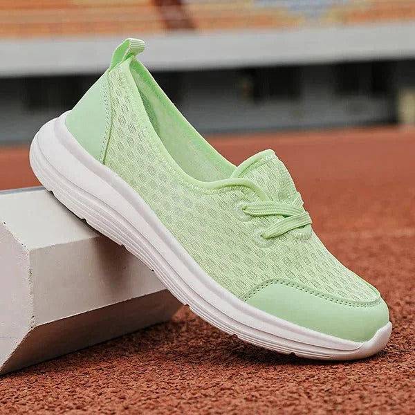 Baskets compensées respirantes pour femme