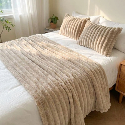 CLOUDHARE – Plush Blanket Set for Luxurious Cozy Living