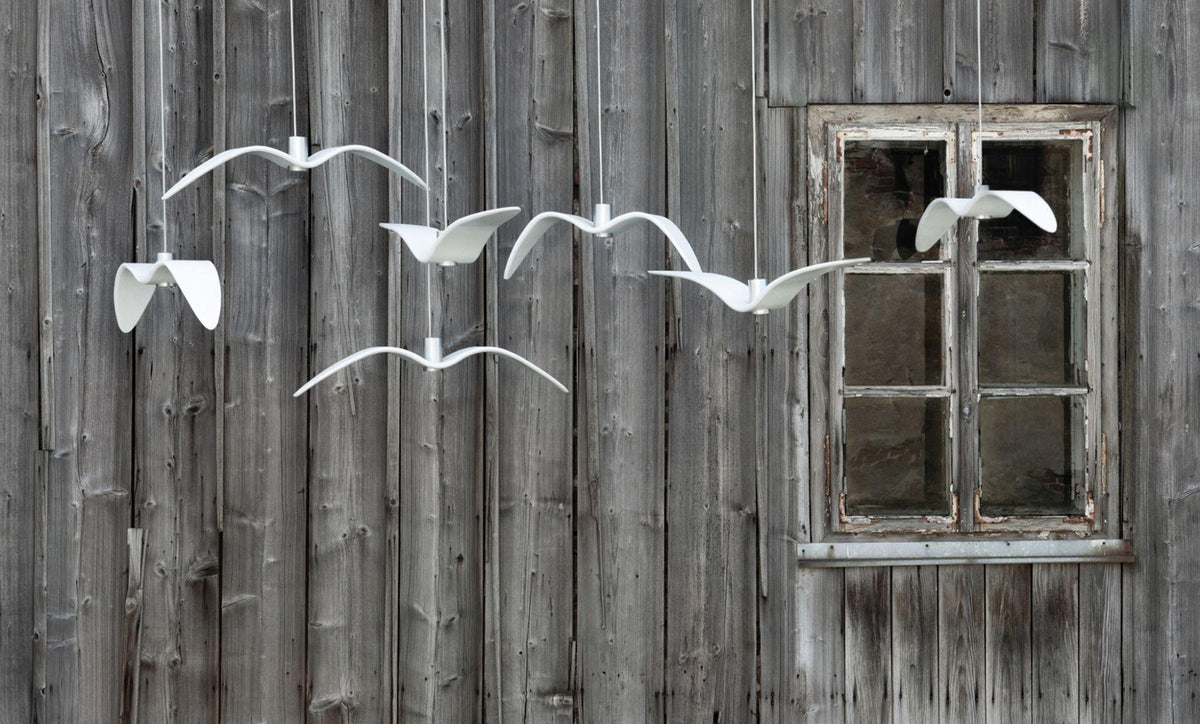 Suspension sculpturale en forme d'oiseau avec éclairage LED à hauteur réglable, filaire, pour îlots de cuisine, tables de salle à manger et espaces de vie, en blanc ou