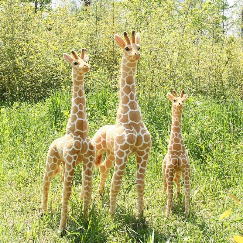 Oversized Plush Giraffe Toy for Kids Bedroom – Soft Cotton Huggable Nursery Companion