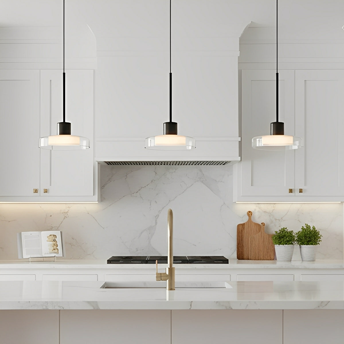 Suspension LED à température variable, 31 pouces, trois globes, cordon réglable, pour comptoir, bar, table à manger, style moderne, aluminium noir