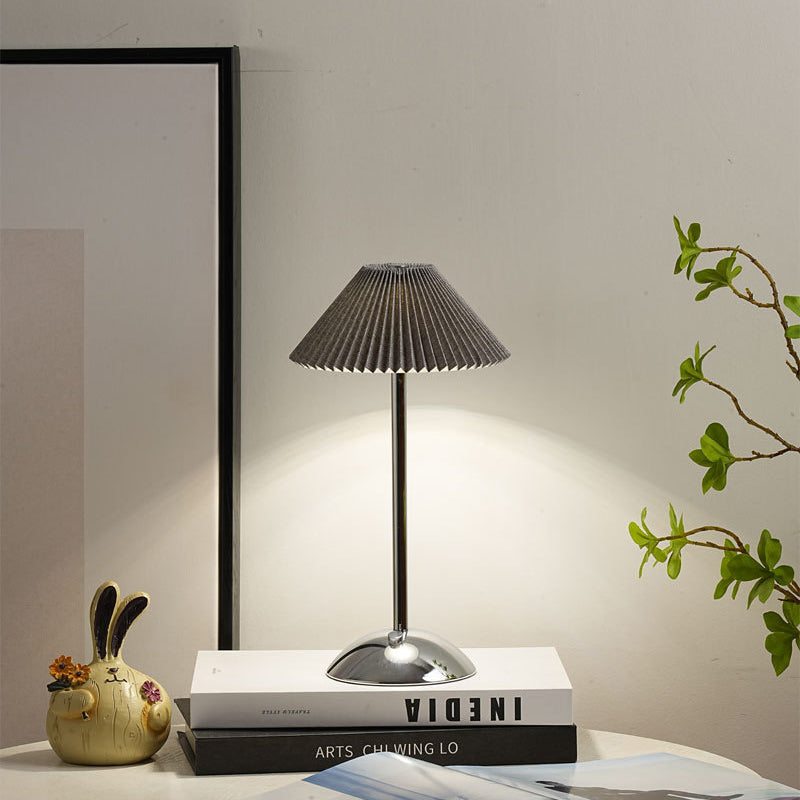 USB Powered Desk Lamp with Fabric Shade – 11.7 Inch Iron Light for Nightstand, Office & Bedroom – E14 Base, Multiple Finishes