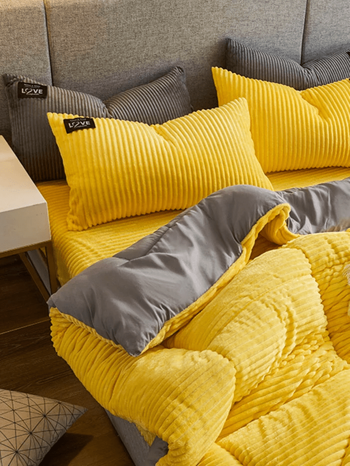 Plush Fleece Bedding Set – Reversible Coral Fleece Duvet Cover with Flat Sheet & Pillowcases for Cold Weather