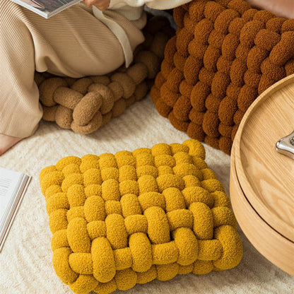 Pinnacle Knot Cushion - Soft Lamb Velvet, Cozy Design