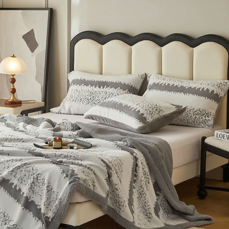 WARMCOCOON – Double-Layer Blanket for Comfortable Evenings