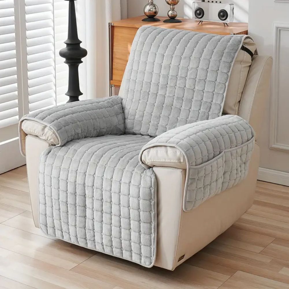 Quilted Recliner Furniture Protector with Storage Pocket – Soft Microfiber, Non-Slip, Pet-Friendly Cover for Living Room Chairs