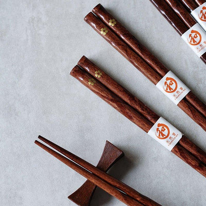 Wooden Eating Sticks 5-Pair Set Natural Timber Cherry Blossom Pattern for Asian Cuisine Rice Noodle Bowl Tableware