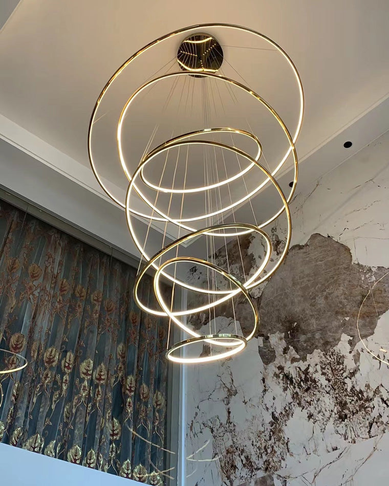 Lustre à anneaux LED en cascade à plusieurs niveaux pour grandes entrées et hauts escaliers – Éclairage décoratif moderne réglable en hauteur avec variateur à distance