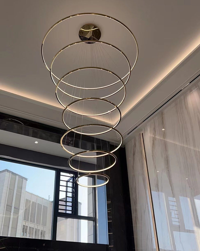 Lustre à anneaux LED en cascade à plusieurs niveaux pour grandes entrées et hauts escaliers – Éclairage décoratif moderne réglable en hauteur avec variateur à distance