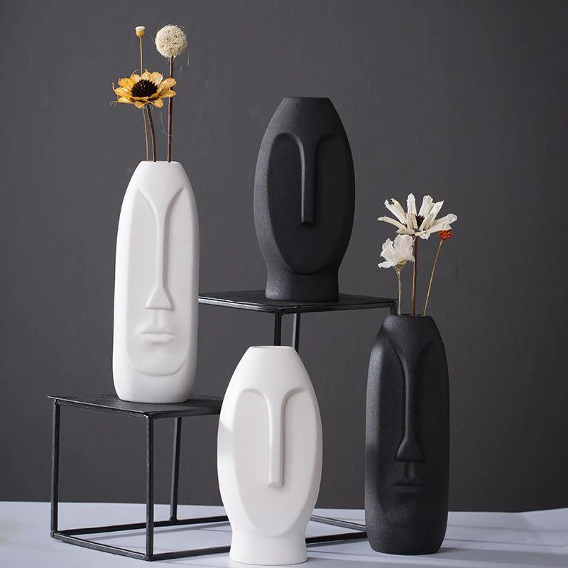 ElongaFace™ Ceramic Vase