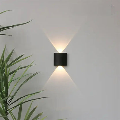 Modern LED Wall Sconce for Indoor & Outdoor Use – Sleek IP65 Weatherproof Fixture in White or Black Finish