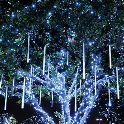 METEORLUME – Cascading Lights for Captivating Garden Nights