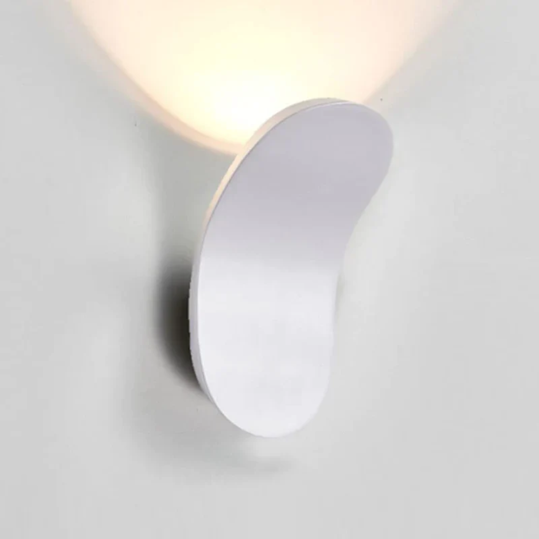 Curved Metal LED Wall Sconce – Iron Finish with Adjustable Light Temperature for Bedroom, Hallway & Living Room