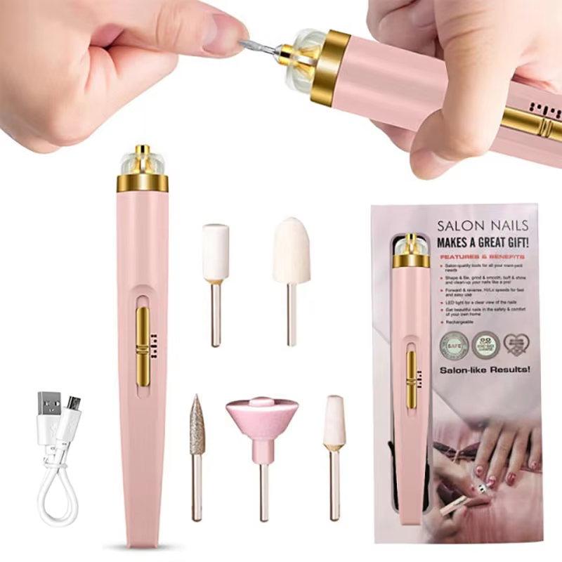 Nail Care Pro | Polisseuse à ongles électrique avec lumière intégrée | Kit de manucure portable pour des ongles de qualité salon