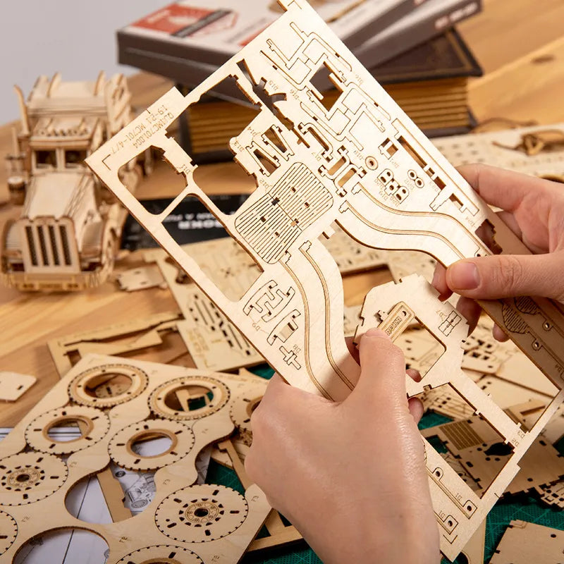 3D Timber Assembly Kit Interlocking Brain Teaser for Adults Desktop Display Model Collectible Hobbyist Project Vehicle Locomotive Automobile