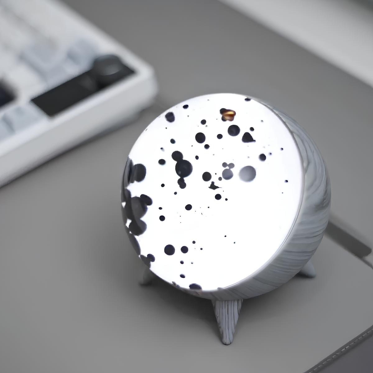 Magnetic Liquid Audio Visualizer Bluetooth Speaker with Interactive Ferrofluid Motion Glass Display for Desk Home Office Gaming Room Ambient