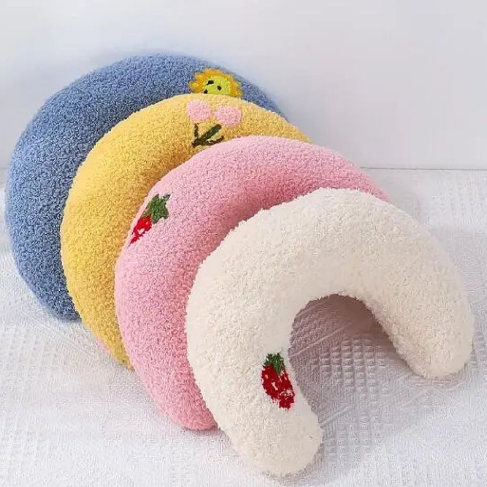 Bolstered Pet Bed for Dogs & Cats | Anxiety Relief Sleeping Cushion with Raised Edges | Machine Washable Portable Travel Pillow | Plush