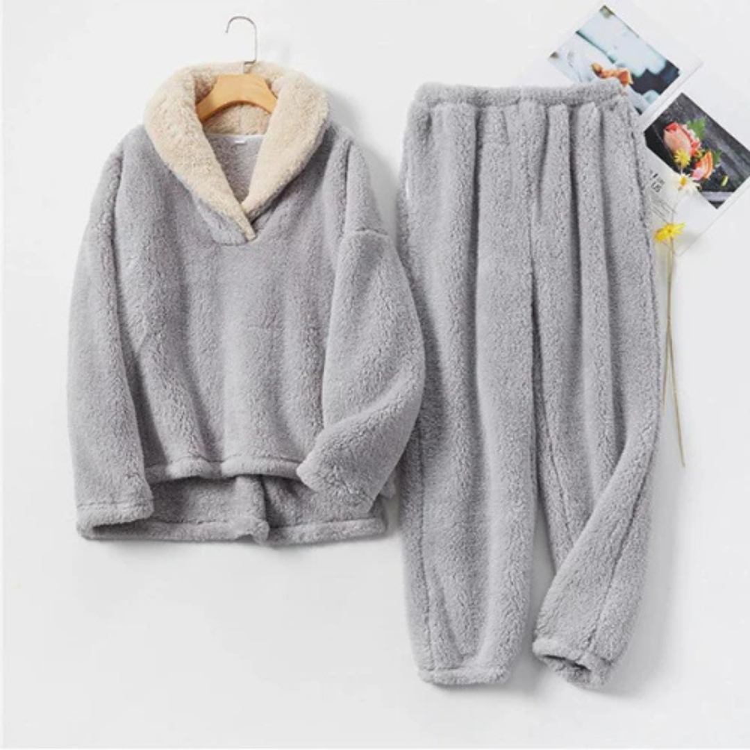 Women's Fleece Pajama Set 2-Piece Long Sleeve Top & Pants for Winter Sleepwear Loungewear Cozy Nights
