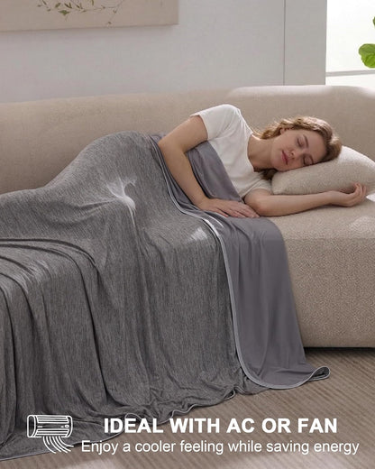 Confort Fraîcheur | Couverture rafraîchissante pour personnes ayant chaud la nuit avec Q-Max > 0,4 | Design léger et respirant pour des nuits réparatrices