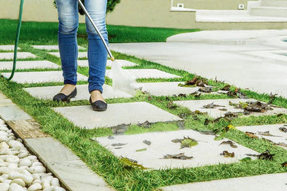 Effortless High-Pressure Nozzle for Garden Hoses with Dual Spray Options | Durable Design for Effective Cleaning