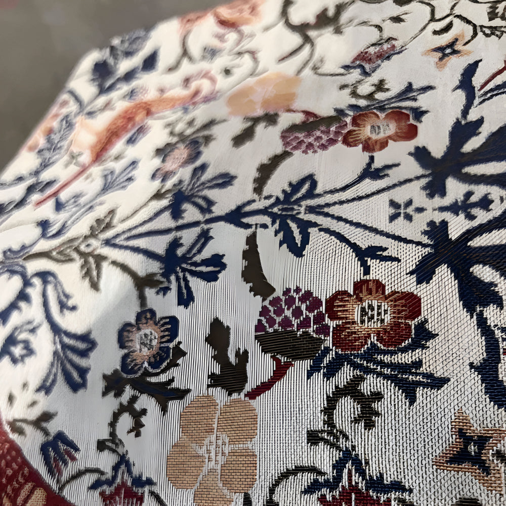 Woven Jacquard Table Runner with Tassels - Floral Bird Pattern for Dining & Coffee Tables - Vintage Countryside Design - Tassel Trim
