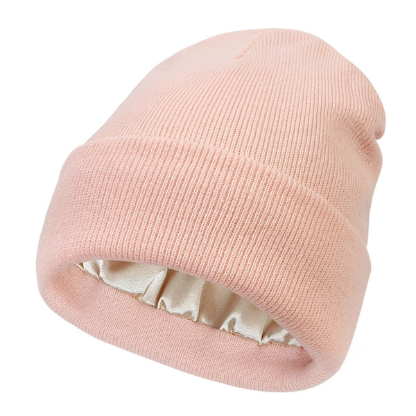 Silk-Lined Winter Beanie for Women – Protects Hair from Frizz, Static & Cold – Soft Wool Hat with Smooth Interior Lining for Everyday Wear
