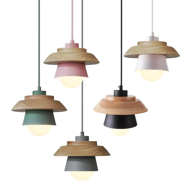Plafonnier Rustique en Bois
