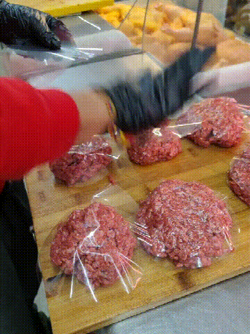 Presse à hamburger ergonomique Ortekor avec surface antiadhésive | Préparation facile de burgers pour les réunions de famille