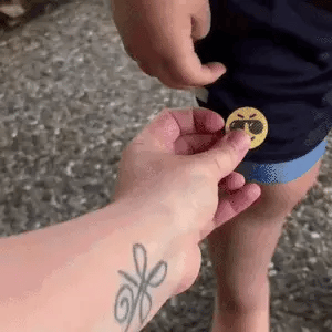 Autocollants anti-moustiques aux huiles essentielles naturelles, sans danger pour les bébés, protection 24 heures.