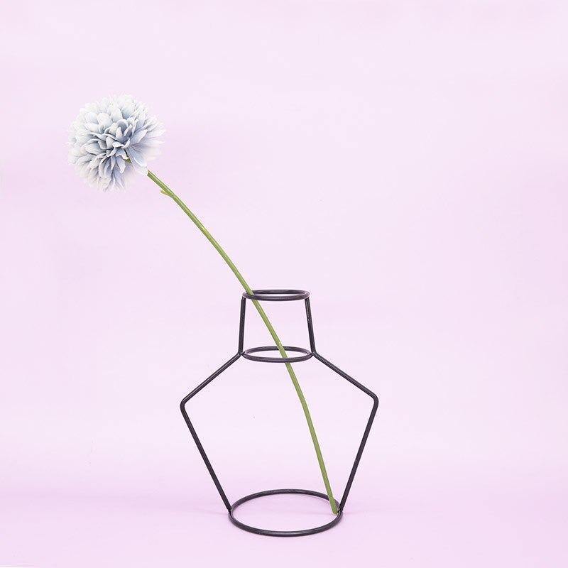 Sleek Iron Line Vase Stand
