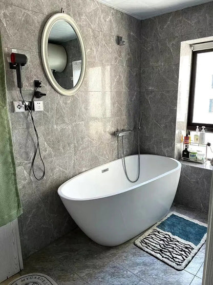 Non-Slip Bath Mat with Quick-Dry Absorbent Surface – Modern Minimalist Design for Bathroom Safety & Comfort