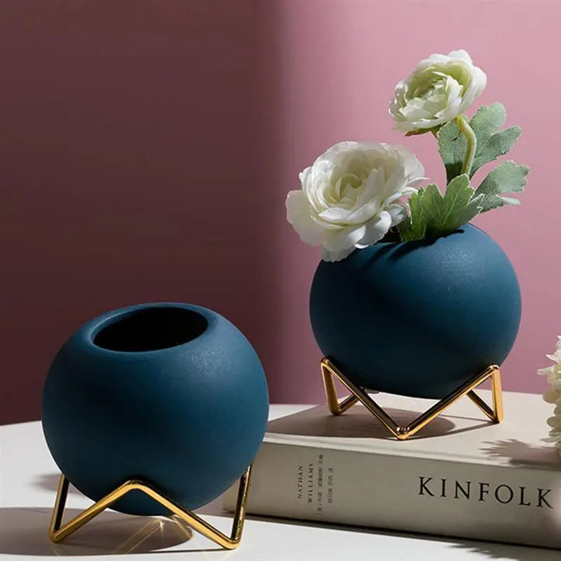 Tabletop Ceramic Planter on Steel Stand – 4 Inch Round Pot for Succulents & Small Plants – Desktop & Shelf Decor for Home Office, Bedroom, K