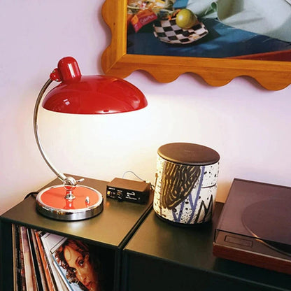 Lampe de bureau Bauhaus réglable – Élégance moderne avec tête orientable et finition métallique durable pour la maison ou le bureau