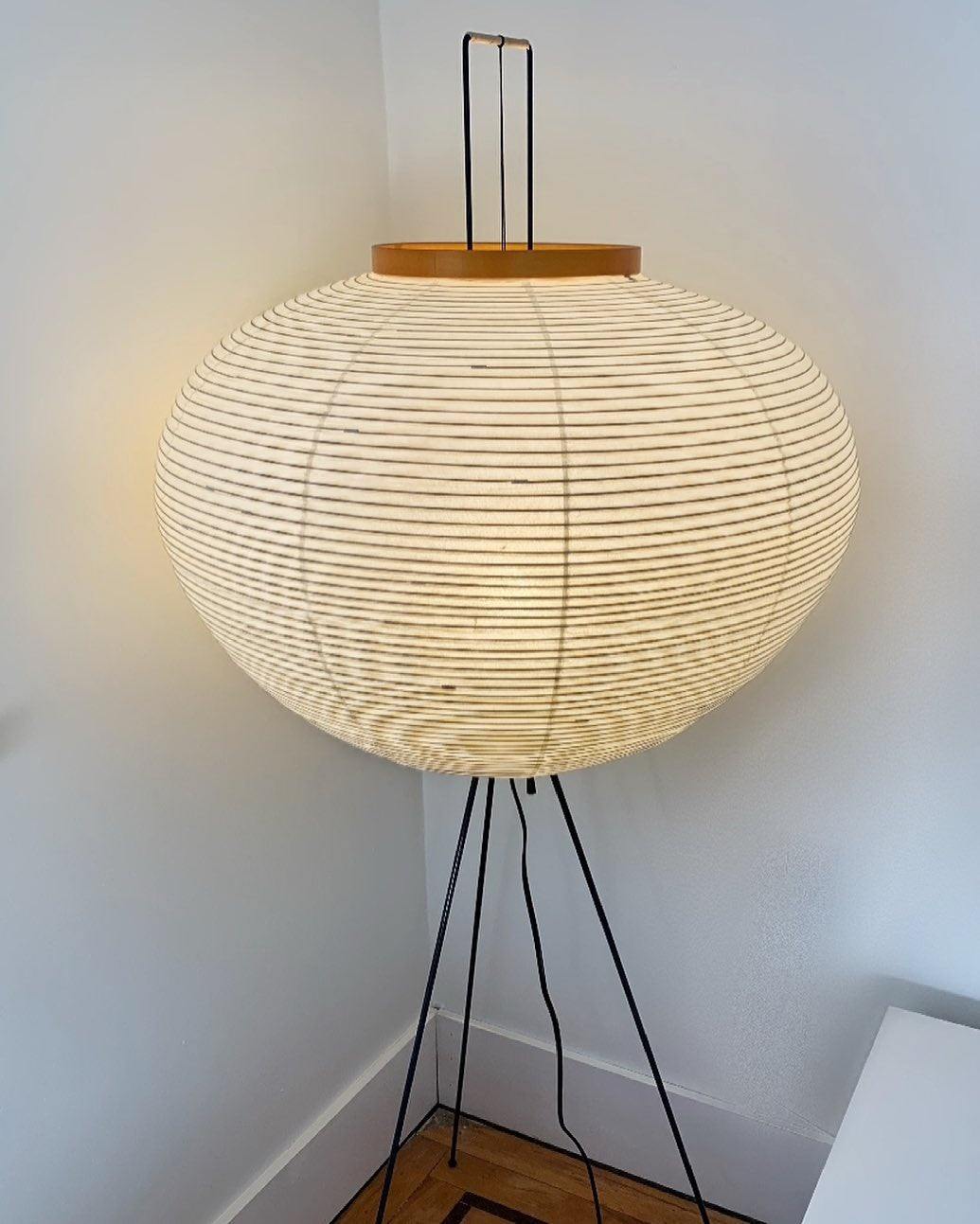 Handcrafted Paper Shade Tripod Standing Lamp 20 in White for Living Room Bedroom Reading Nook Accent Light Japandi Minimalist Decor