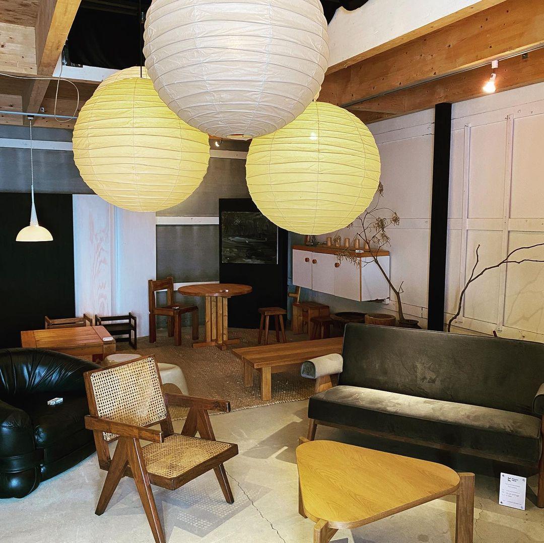 Paper Globe Hanging Light Fixture White Shade Adjustable Wire for Dining Room Living Room Bedroom Overhead Lighting Mid-Century Asian Inspir