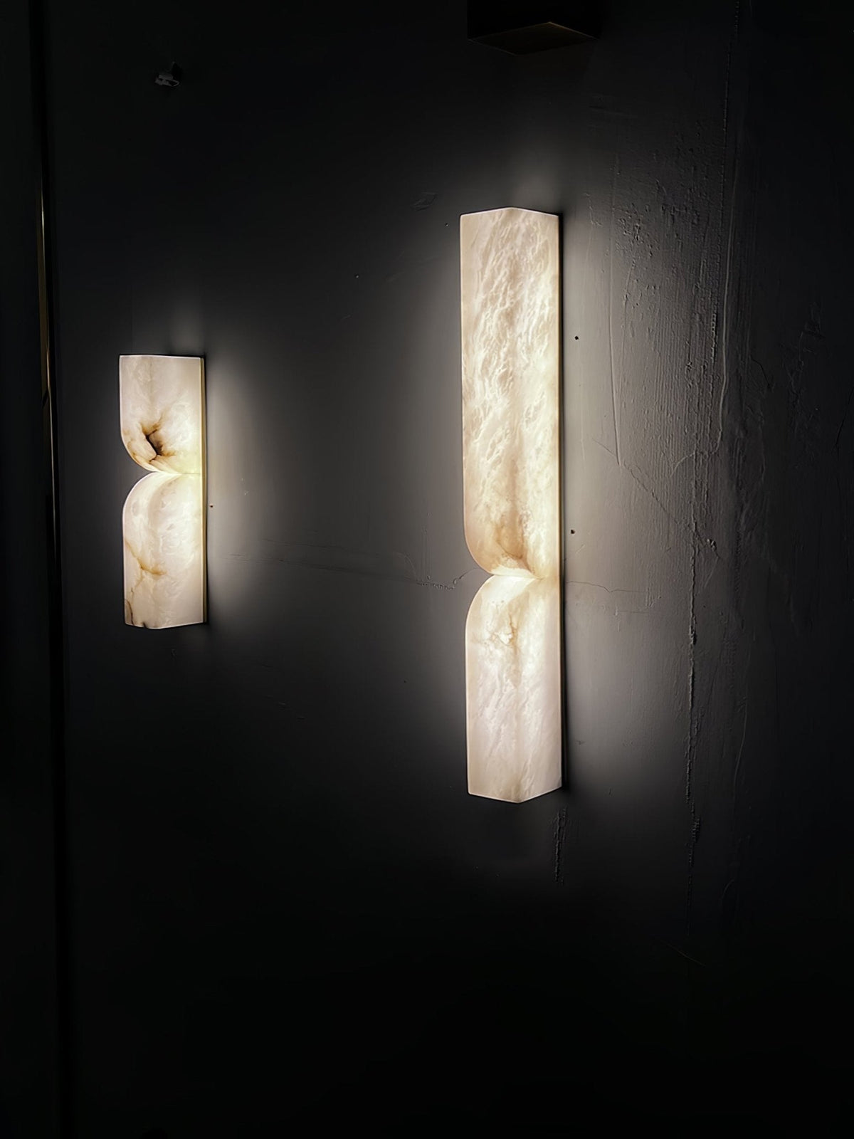 Alabaster LED Wall Light Fixture 14 inches Hardwired Gold Black Finish Adjustable Color Temperature for Bedroom Hallway Living Room Modern A