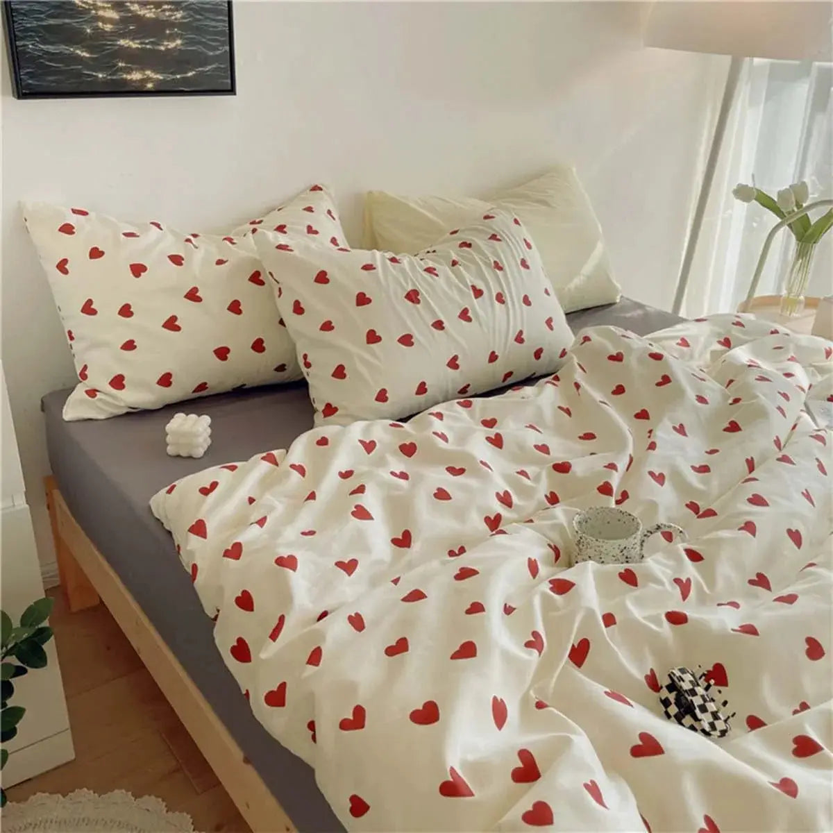 Heart Print Bedding Set – 4-Piece Queen Full Twin Duvet Cover Sheet & Pillowcases Microfiber Soft Lightweight for Kids Adults Bedroom
