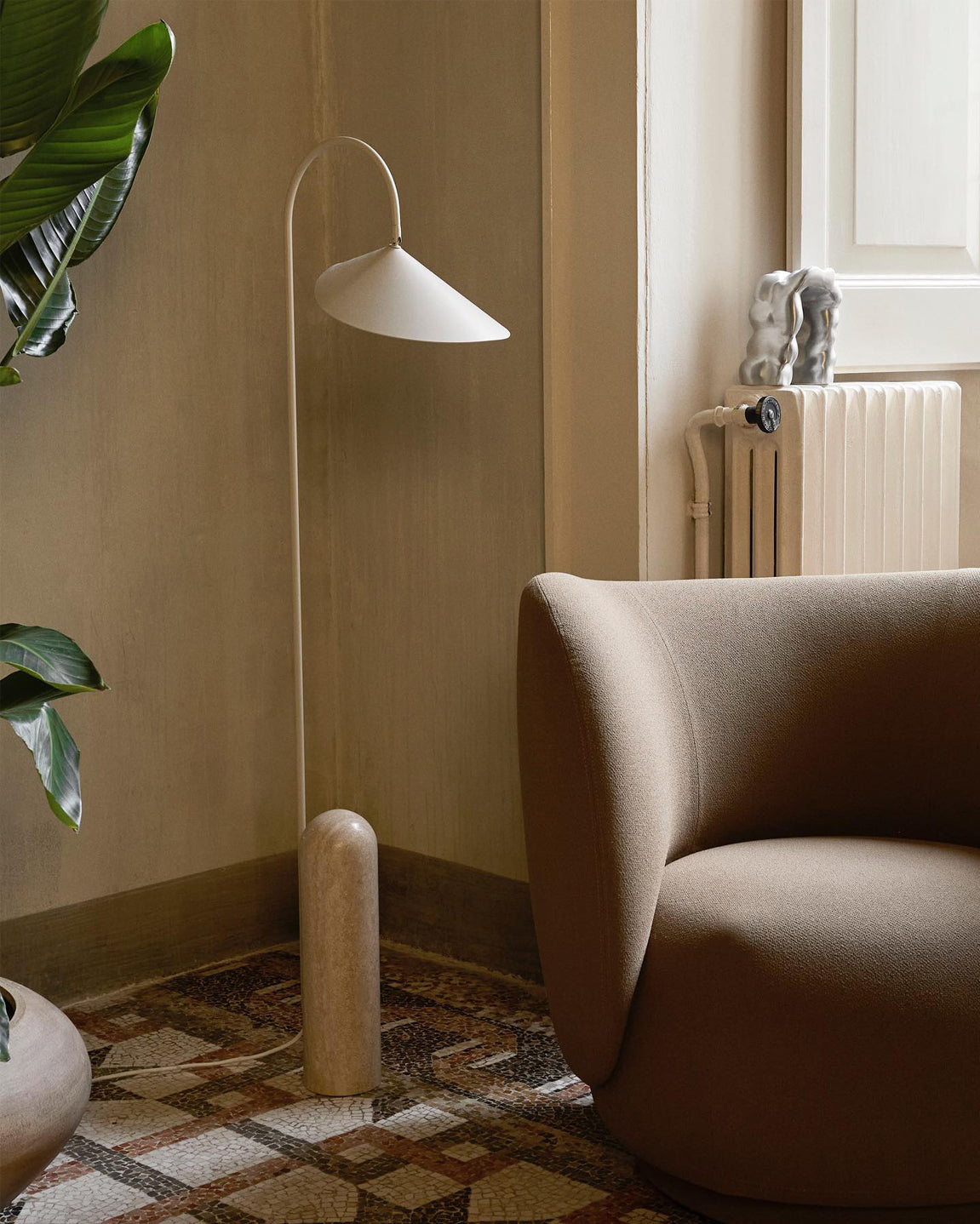 Arched Reading Floor Lamp with Marble Base – Modern Black Metal Accent Light for Living Room, Bedroom & Home Office