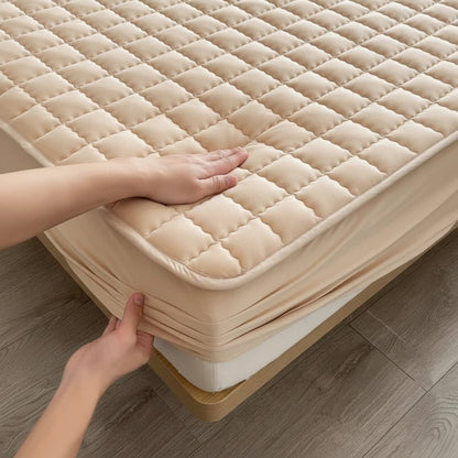 ComfortGuard | Waterproof Mattress Protector with Breathable Fabric | Soft Cover for Clean Sleep