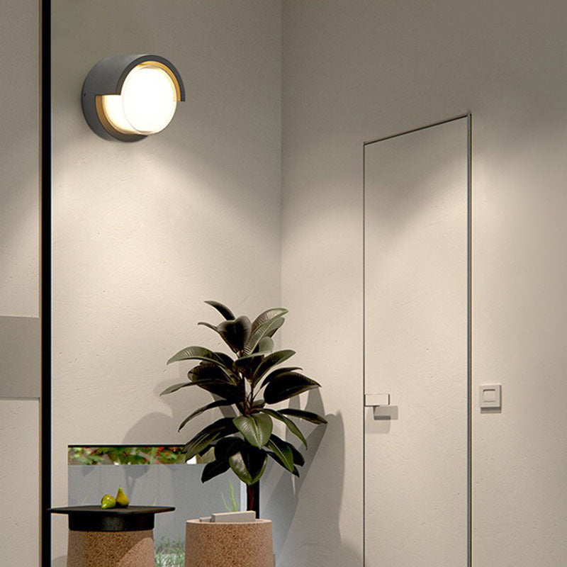 Outdoor LED Wall Sconce – Modern Waterproof Fixture for Patio, Garden & Porch Lighting