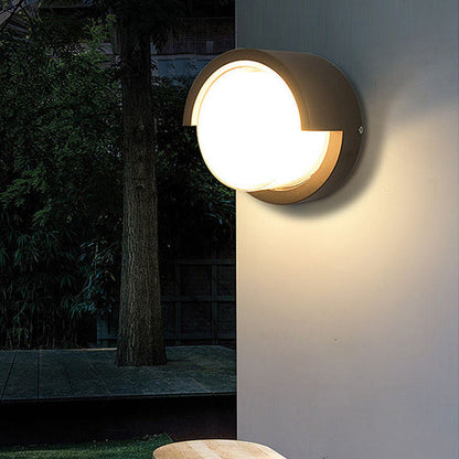 Outdoor LED Wall Sconce – Modern Waterproof Fixture for Patio, Garden & Porch Lighting
