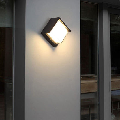 Outdoor LED Wall Sconce – Modern Waterproof Fixture for Patio, Garden & Porch Lighting