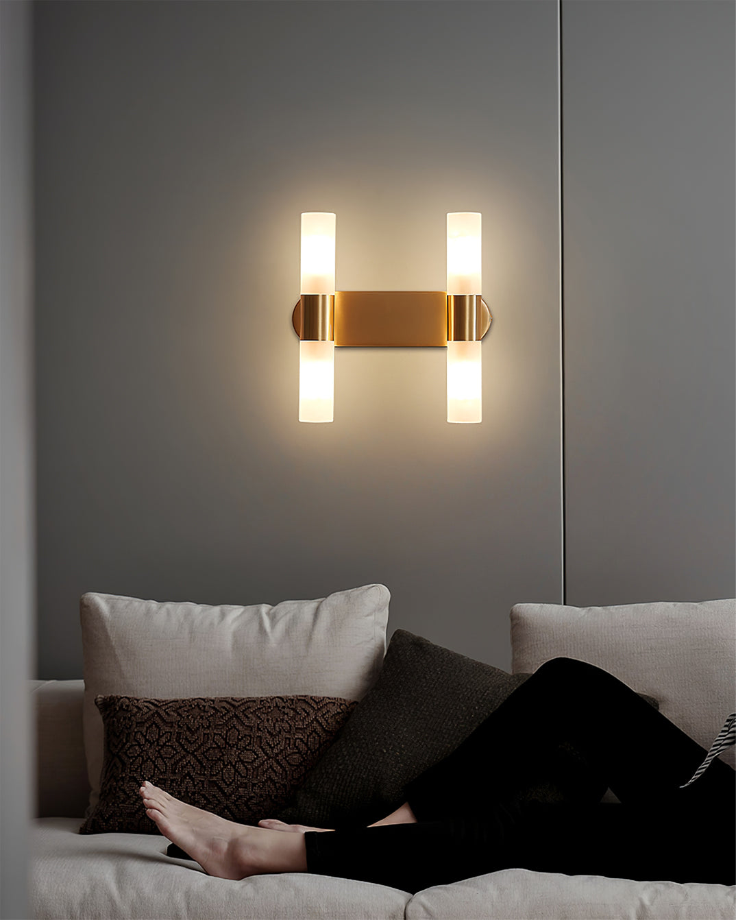 Applique murale moderne avec éclairage LED basse consommation pour chambre, couloir et salon | Luminaire d'intérieur classique en métal et verre